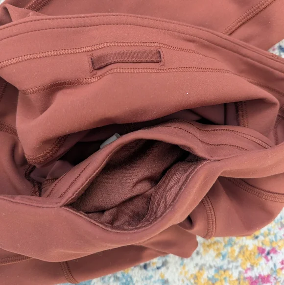 Lululemon Invigorate High-Rise Tight 28" Dark Terracotta, Size 6, Leggings - Picture 9 of 13